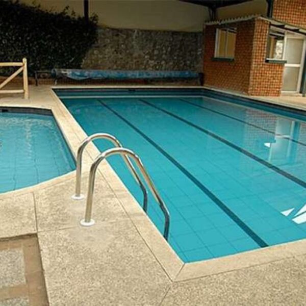 Piscinas cubiertas y temperadas