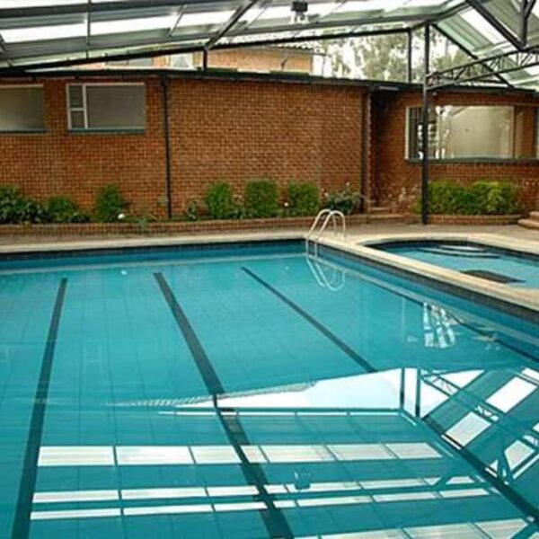 Piscinas cubiertas y temperadas